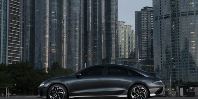 "Global Automotive News Roundup: The Future of Cars and Mobility"